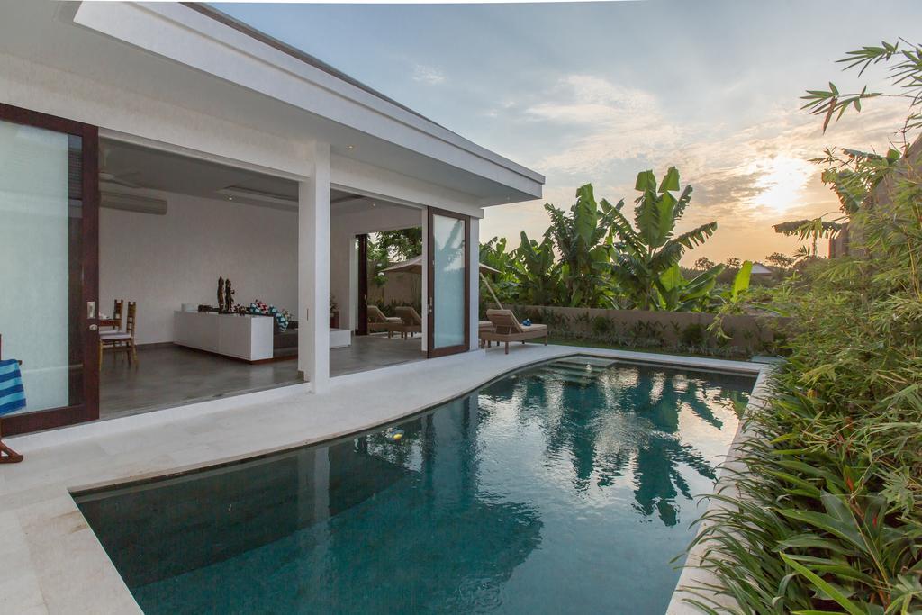 Gajah Villas Bali By Nagisa Bali เซมินยัค ห้อง รูปภาพ