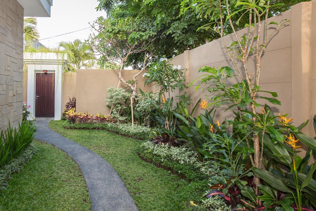 Gajah Villas Bali By Nagisa Bali เซมินยัค ห้อง รูปภาพ