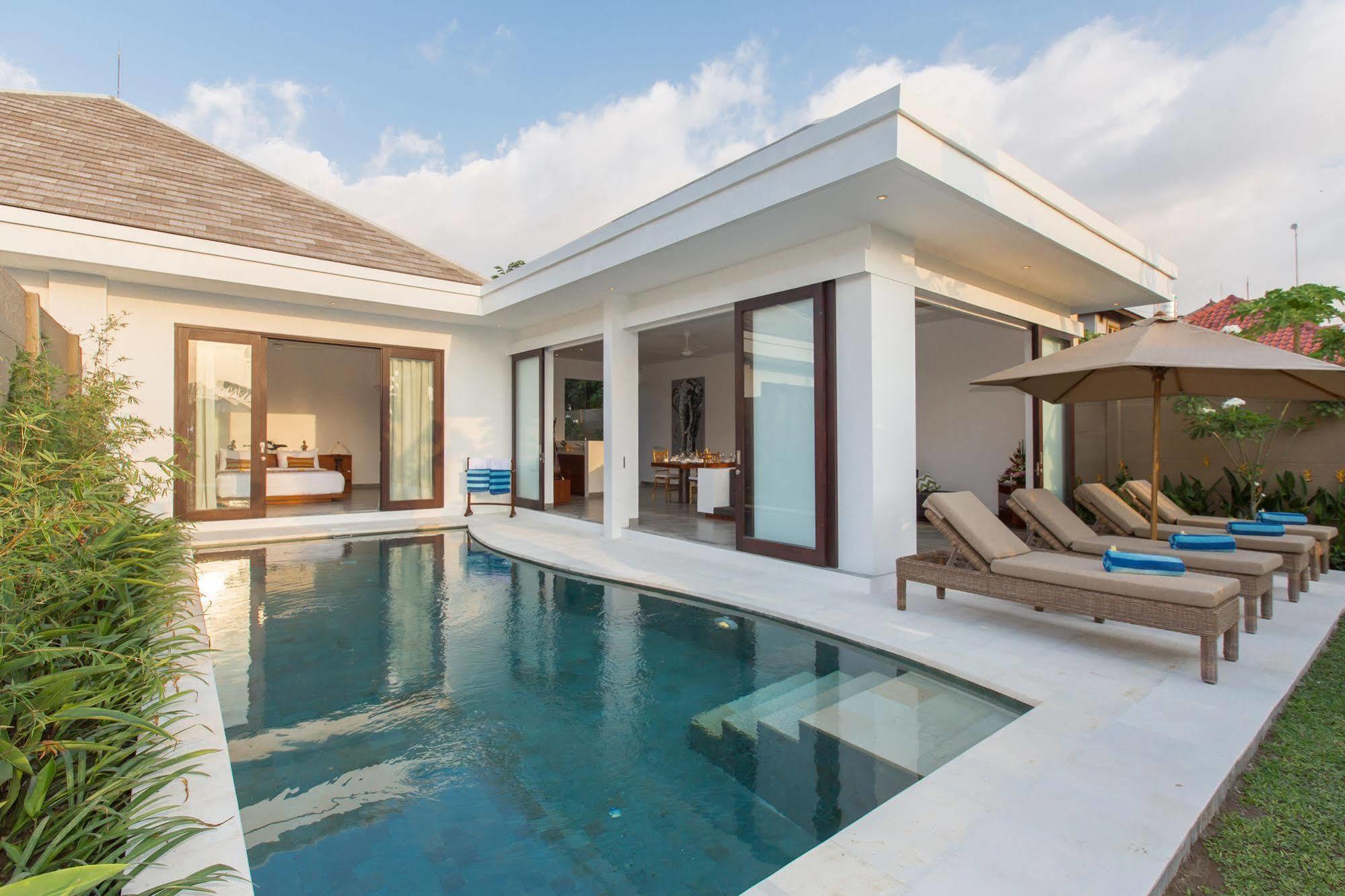 Gajah Villas Bali By Nagisa Bali เซมินยัค ภายนอก รูปภาพ